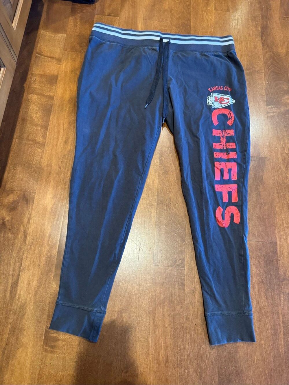 Kansas City Chiefs Women’s XL Gray Jogger Pants NFL Team Apparel
